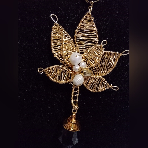 Pretty Necklace set 😍 😍 - Picture 5 of 12